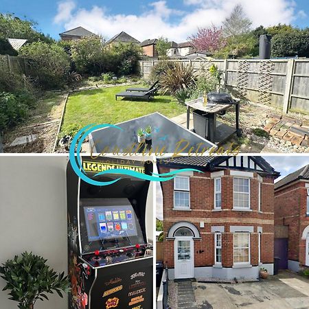 The Capstone Retreat - Beautiful Detached Family Home By Coastline Retreats, Arcade Machine, Parking, Bbq Bournemouth Zewnętrze zdjęcie